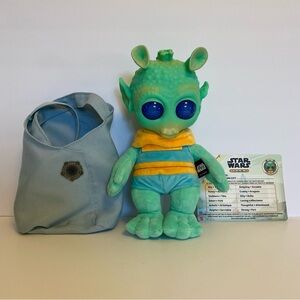 Mattel Star Wars Galactic Pals Rodian plush figure and Accessories